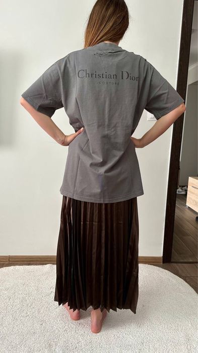 Сатинова  літня, Zara спідниця в складку маломірять