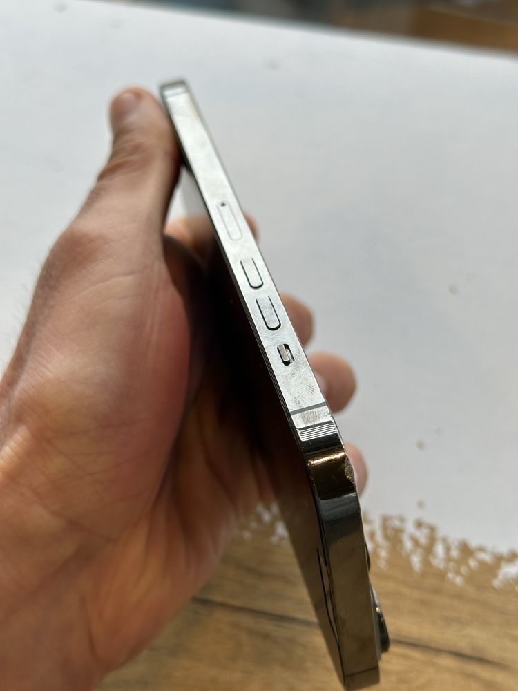 iPhone 13 Pro Max 256Gb 83% неверлок