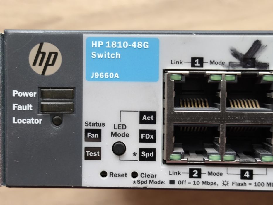 Zarządzalny przełącznik sieciowy HP 1810-48G Switch J9660A.
