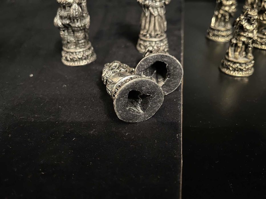 Металлические шахматы