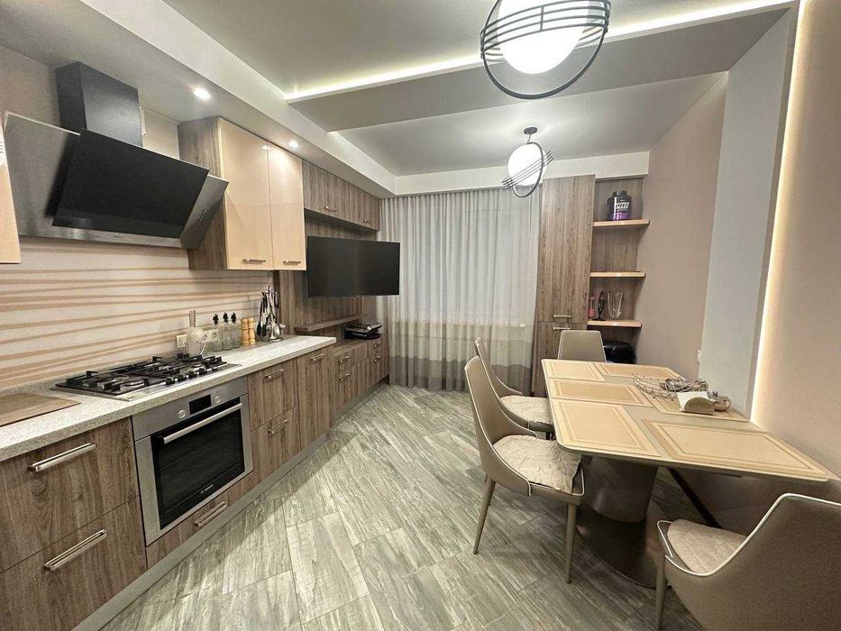 Продам 2к квартиру, ж/м Перемога-1
ЖК Набережний квартал