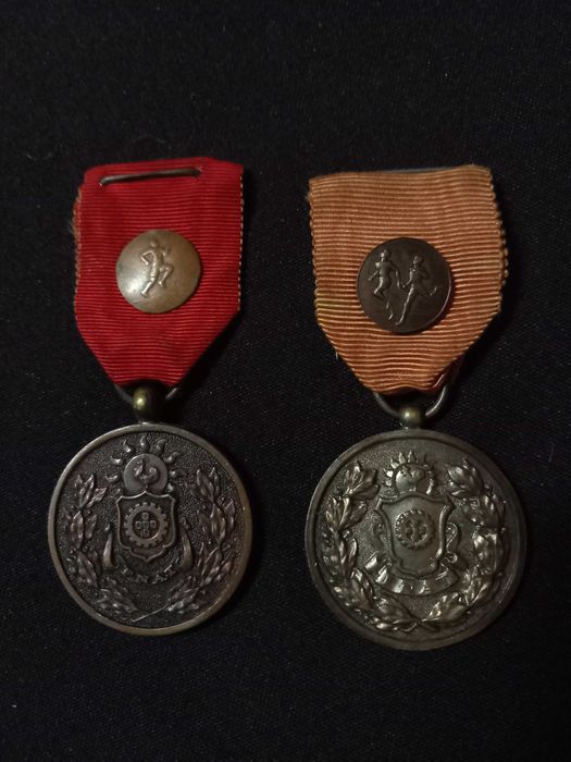 Estado Novo - 2 medalhas da FNAT