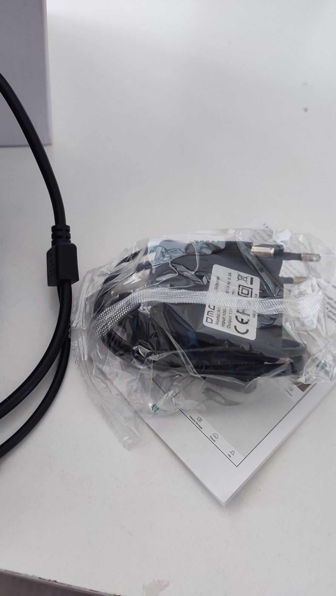 Nowa kamera z podwójnym obiektywem i kartą 64 GB