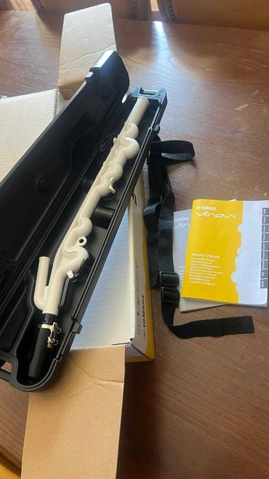 Saxofone Venova Yamaha yvs-100 Novo
