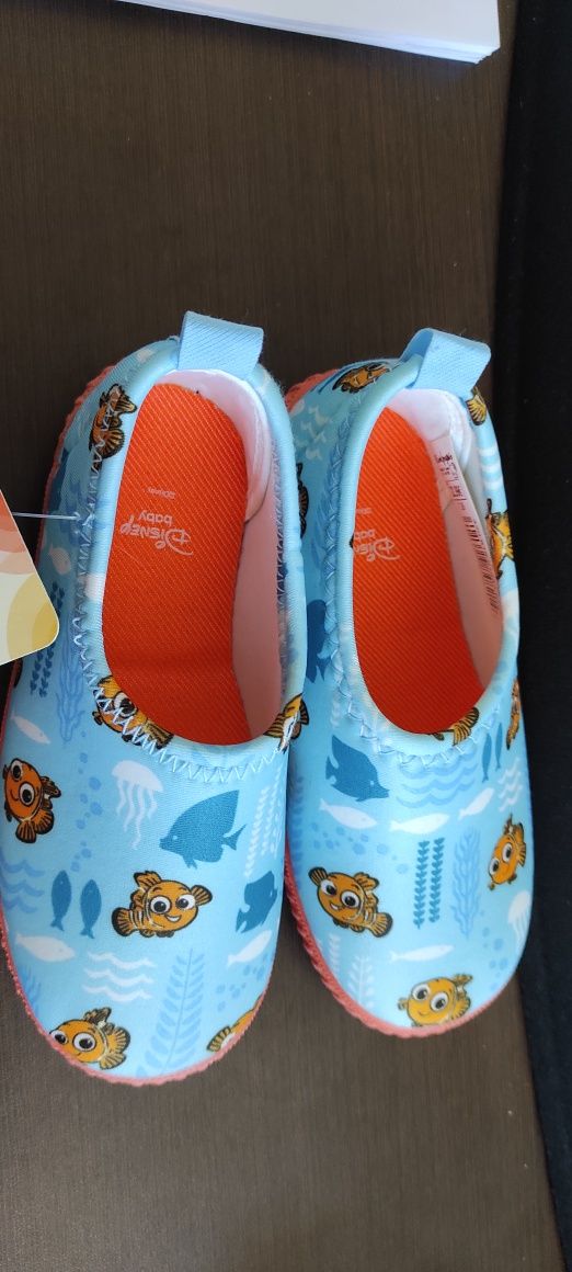 Sapatos Borracha criança Disney Baby Novos