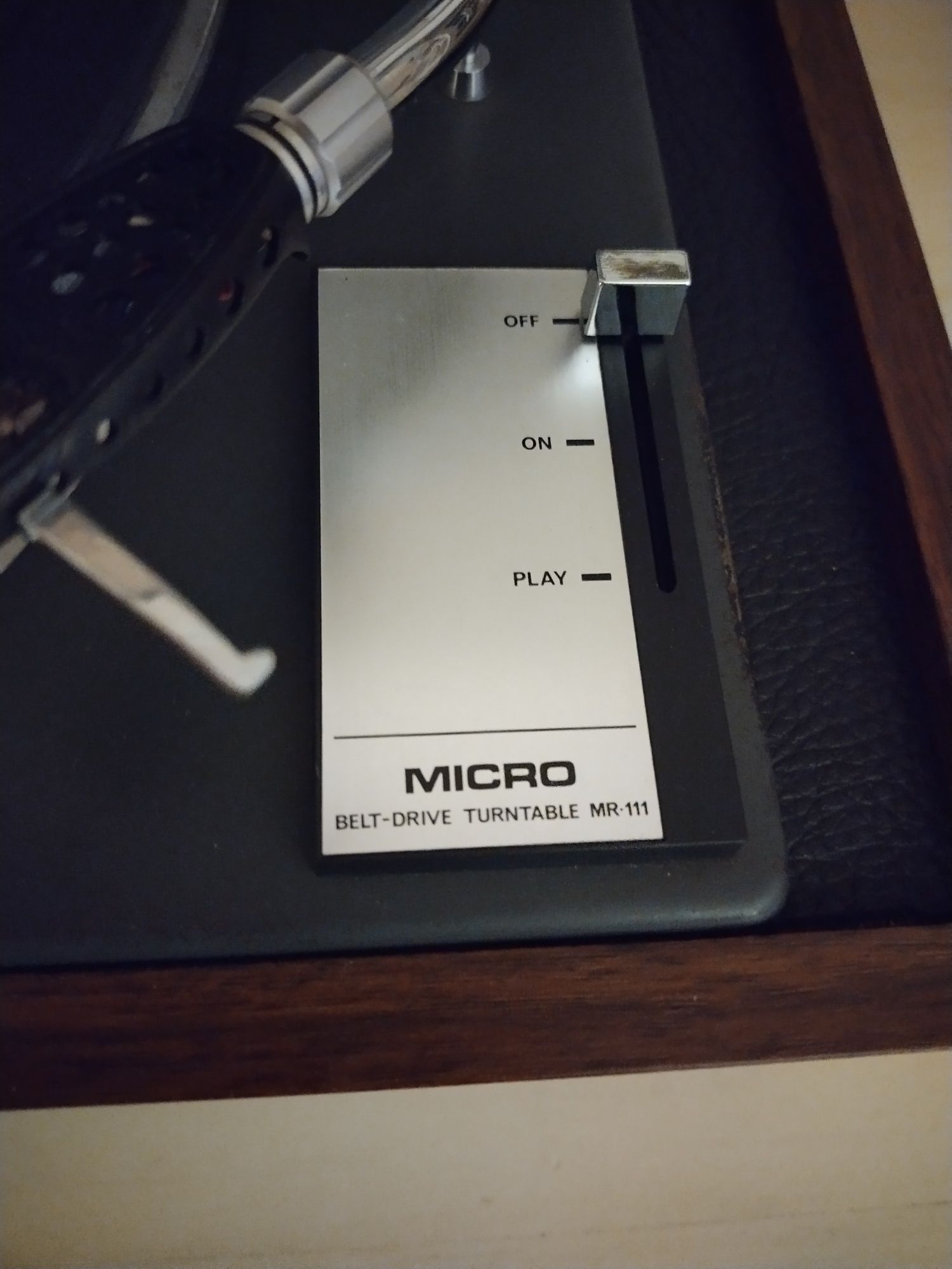 Gira discos Micro Seiki MR 111 excelente estado