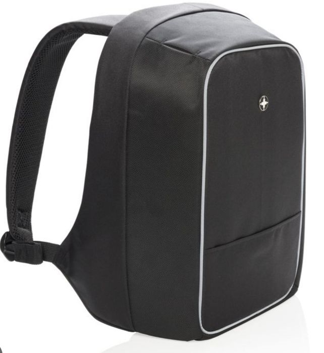 Dá-se recompensa a quem encontrar ou souber:, Mochila swiss peak