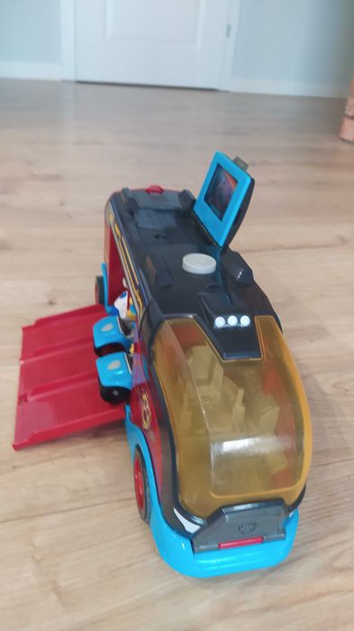 PSI PATROL KOSMOPIESKI AUTOBUS transportowiec ciężarówka