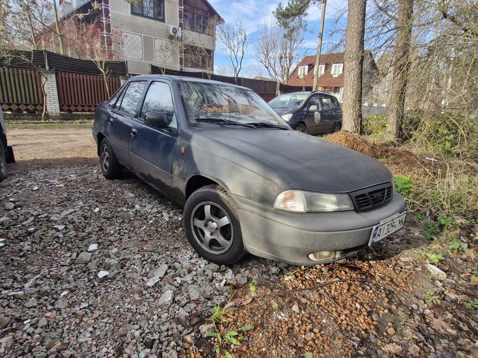 Продам гарну машину