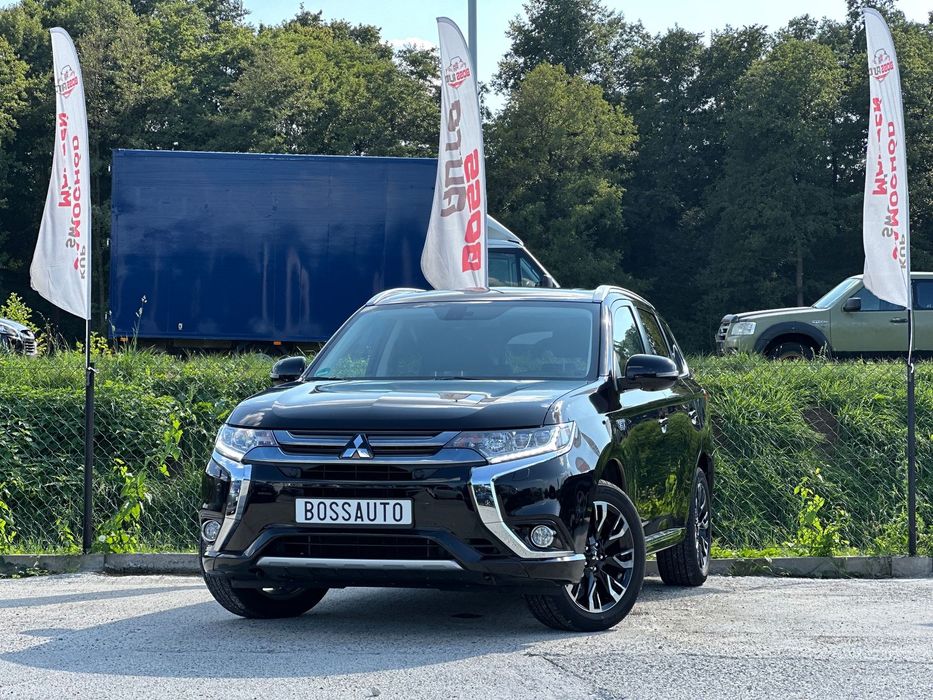 Mitsubishi Outlander Mitsubishi Outlander 2.0 PHEV Top 4WD