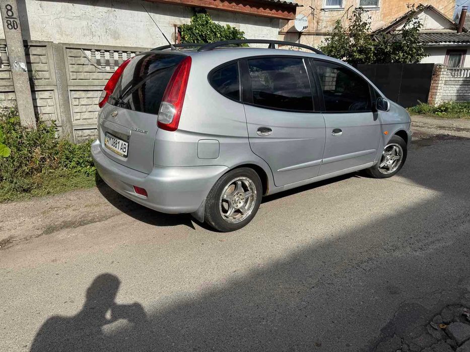 Shevrolet tacuma 2005. Газ