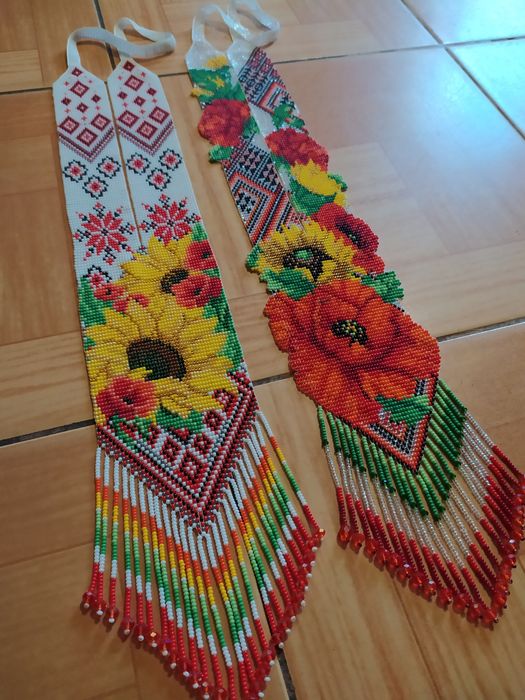 В Наявності  Гердан Гердани з бісеру