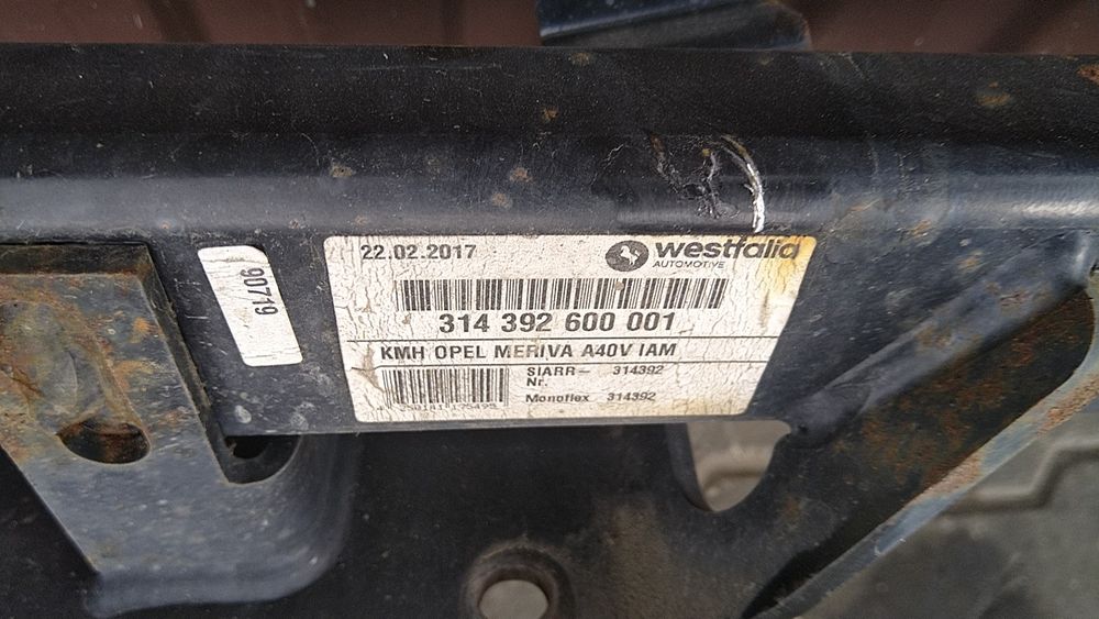 ) Meriva B belka haka