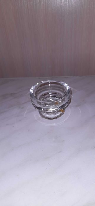 świecznik szklany, wysokość 3,5 cm,