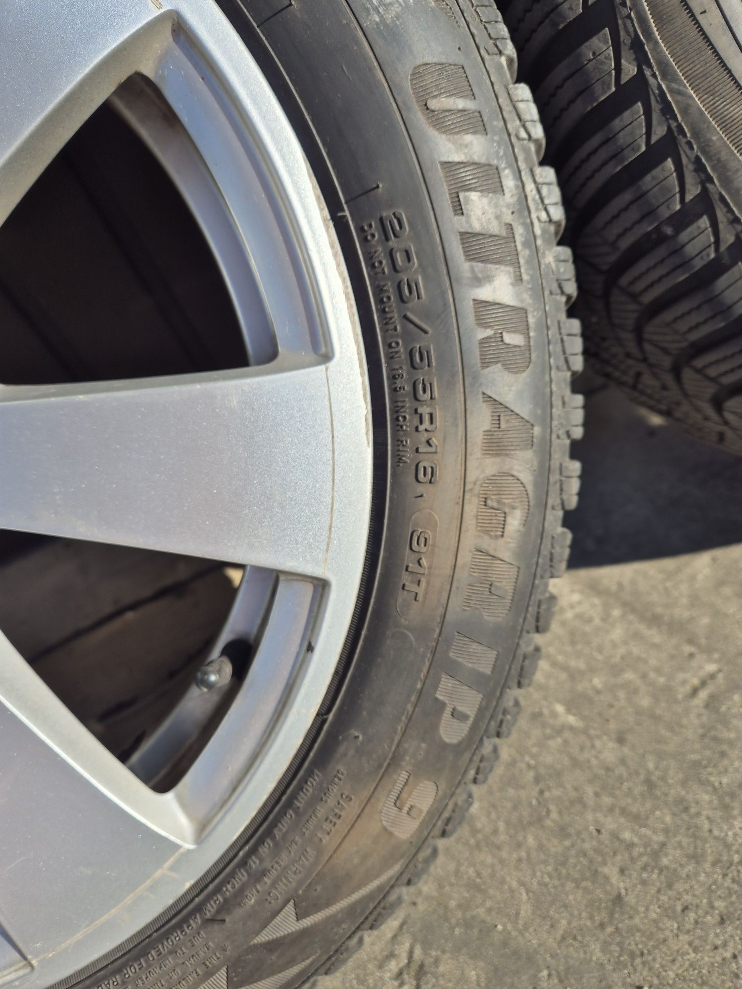 Koła zimowe alufelgi 16' Mercedes C klasa w204 205/55/16 GoodYear