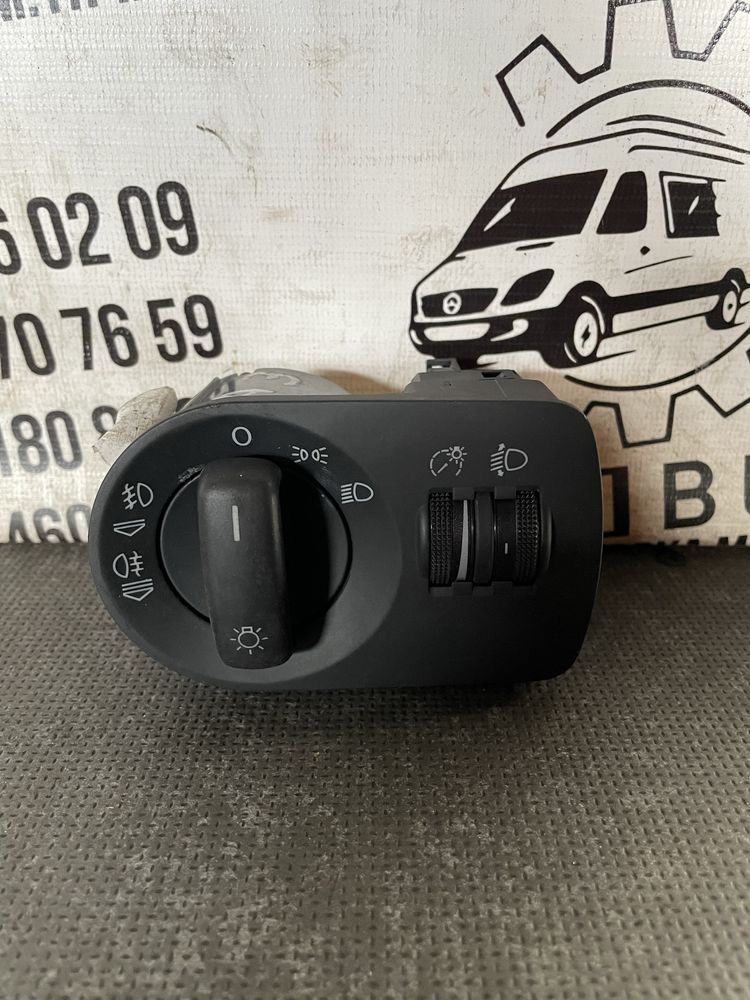 Перемикач світла фар  AUDI A3 8P 2003-2008
