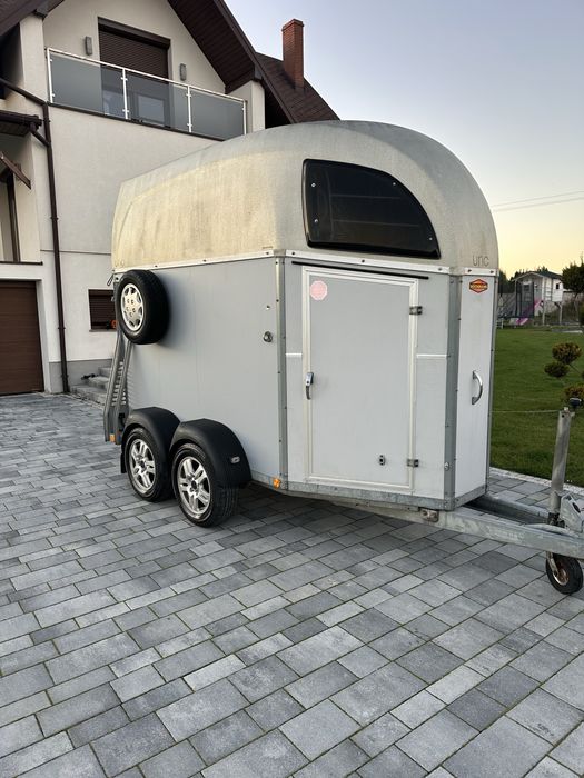 Przyczepa do przewozu 1,5 konia kat B dmc 1290 kg