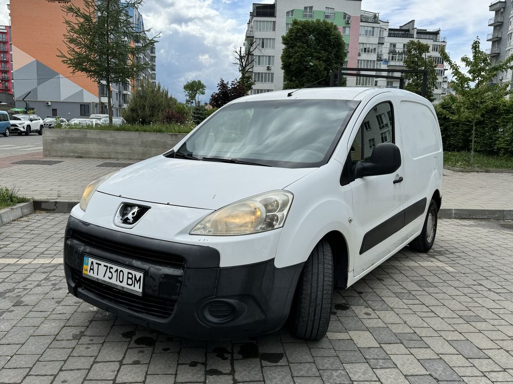 Продам грузовий Peugeot Partner 2012 року