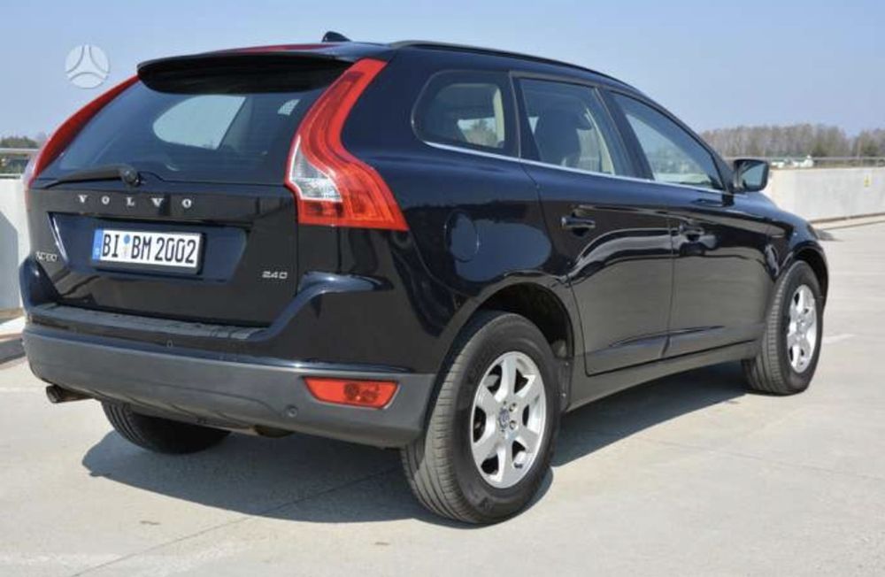 Вольво хс60  дизель автомат