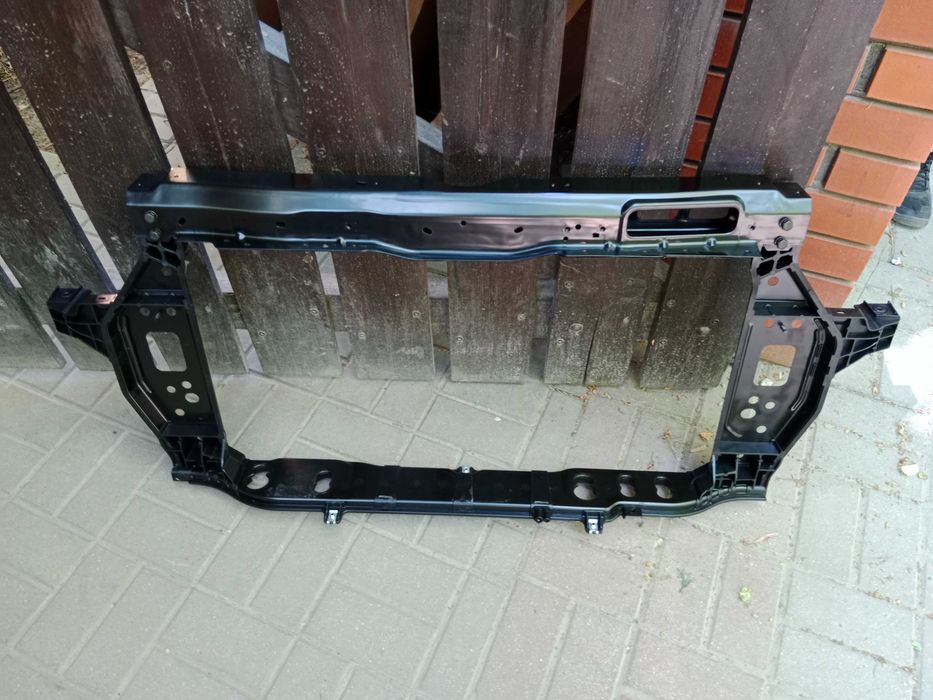 HYUNDAI I 2015 + pas przedni wzmocnienie