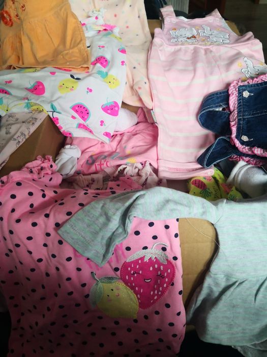 Ubrania dla dziewczynki