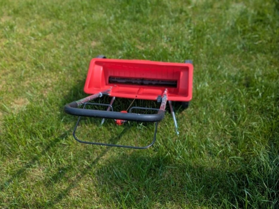 Siewnik Wolf Garten Perfect 430 siewnik do nasion trawy, nawozu