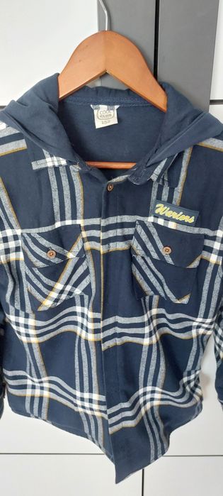 Koszula  z kapturem  ocieplana  r.146/152 Smyk