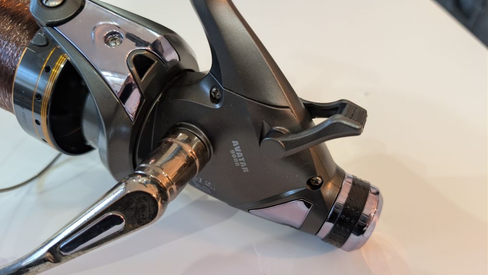 Kołowrotek Shark Avatar 9000