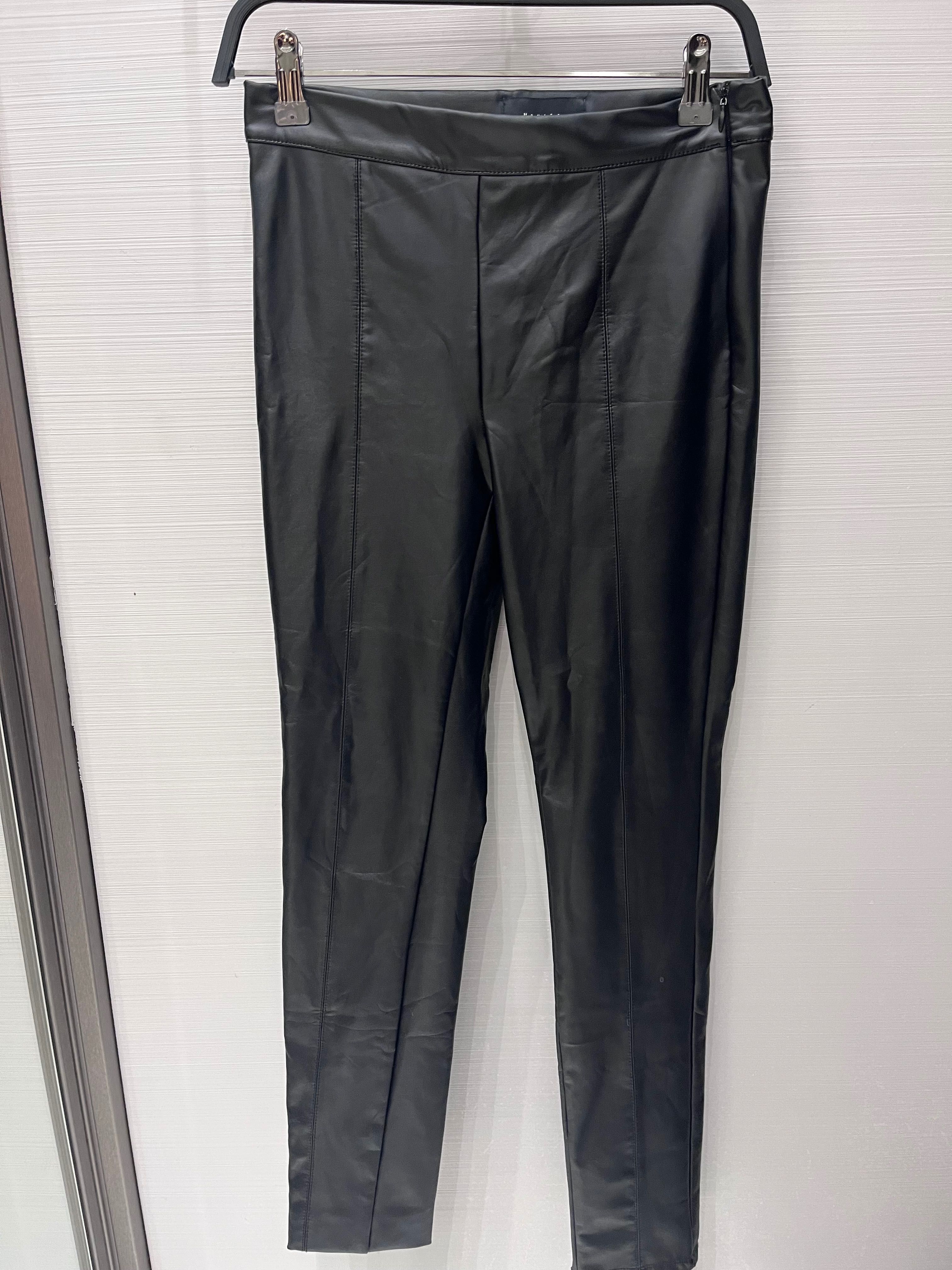Czarne legginsy MOHITO