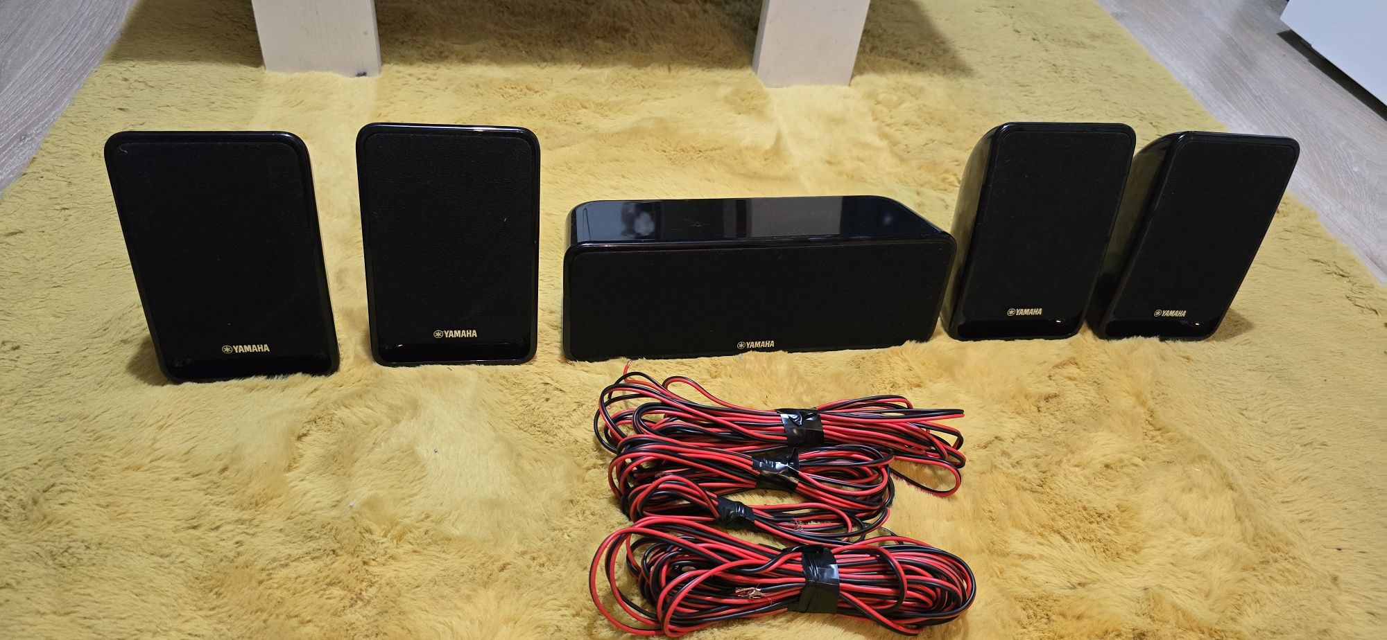 Subwoofer aktywny z głośnikami yamaha