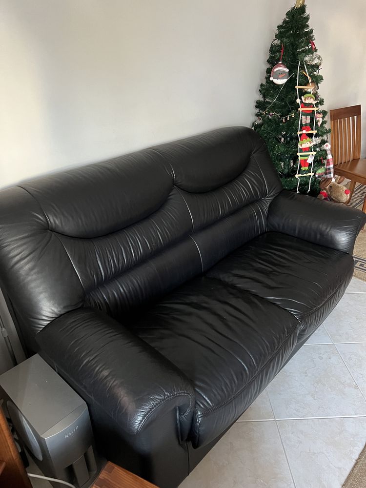 Sofas cabedal como novos