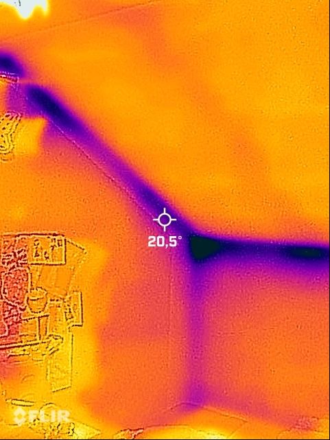 Izolacja Wełną celulozową. Wdmuchiwanie Naprawa  Docieplanie Skosów