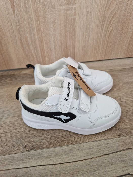 Buty chłopięce nowe rozmiar 28