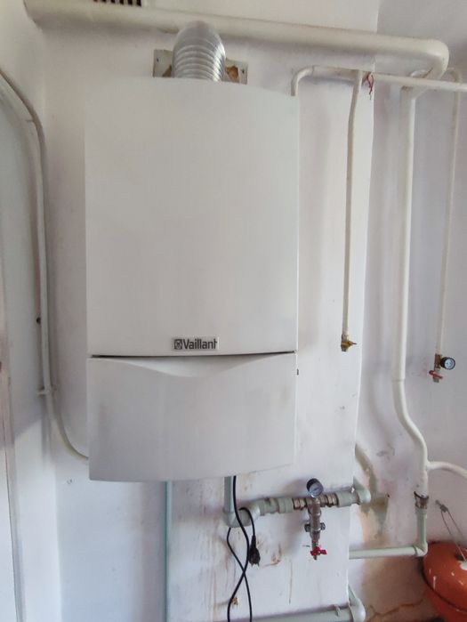 Продаж поруч з Франківськом житлового будинку 150 м2 та землі 39 сот