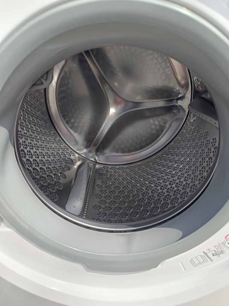 Пральна машина Aeg series 7000