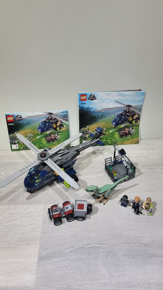 Klocki lego Jurassic World 75928 Pościg  za śmigłowcem.