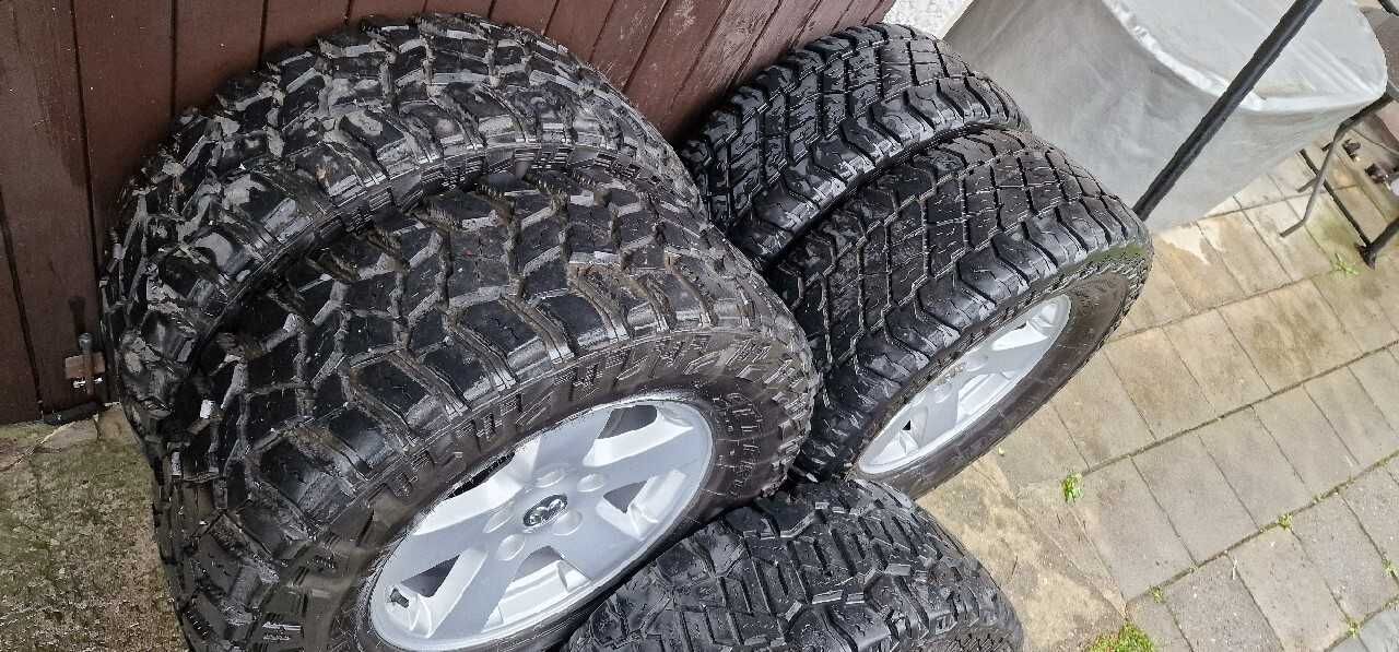 Dodge Ram koła 5szt opony 305/65r17 felgi 5x139.7