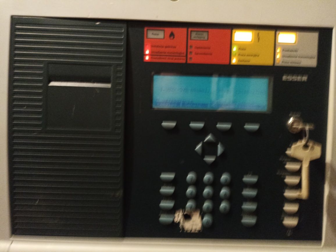 Centrala pozarowa esser 8000c