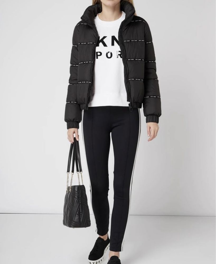 Терміново, курточка / dkny p. М