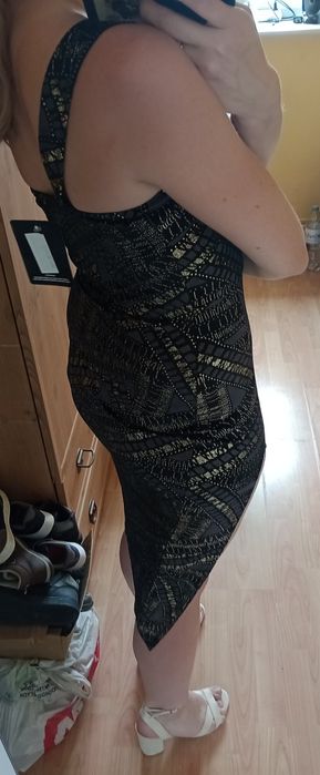 Sukienka nowa MIDI PrettyLittleThing r.S