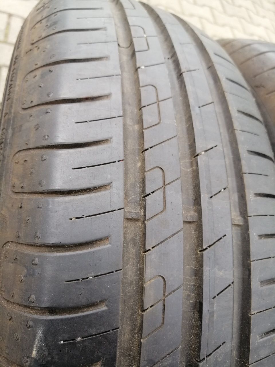 Opony 185/65R15 88H Goodyear Efficient Grip Performance