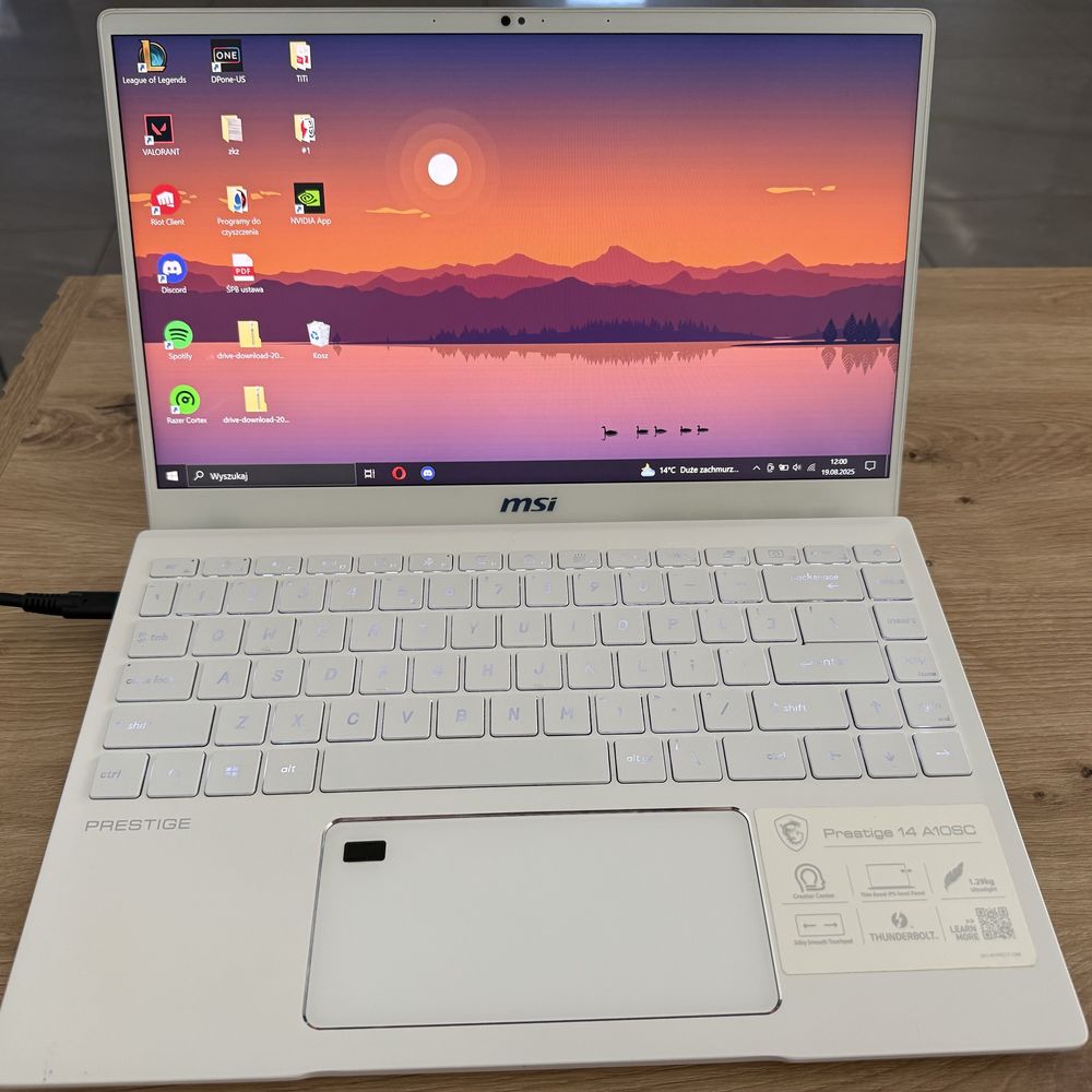 Laptop MSI Prestige 14