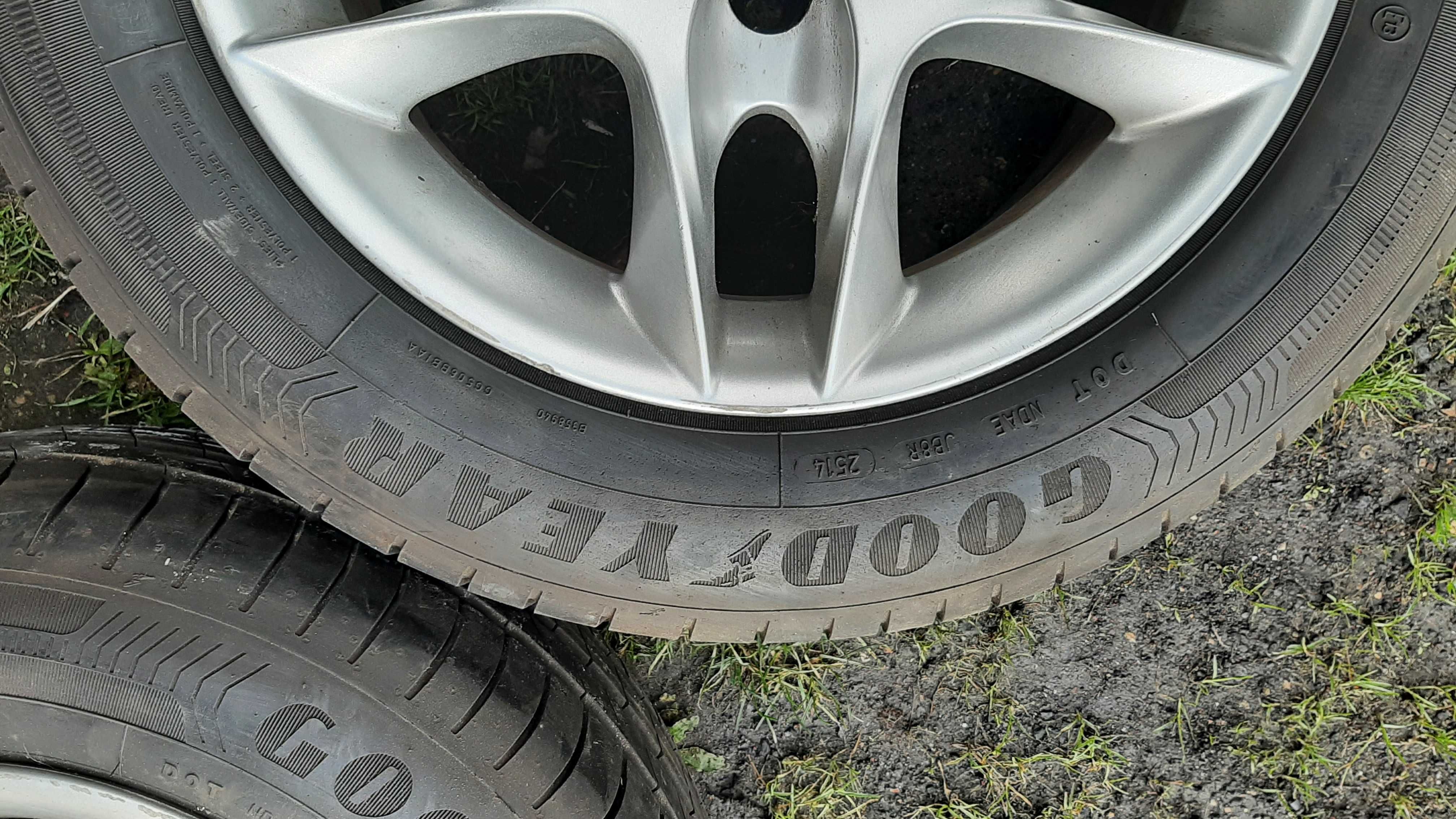 Koła opony felgi alufelgi ET37 Opel GM Vectra C 5x110  Lato 195/65 R15