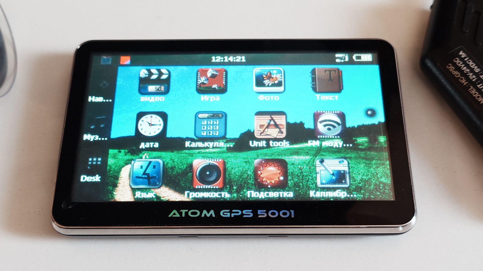 Автомобильный навигатор АТОМ GPS 5001