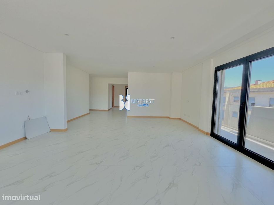 Apartamento T3 Novo Em Arco De Baúlhe, Braga