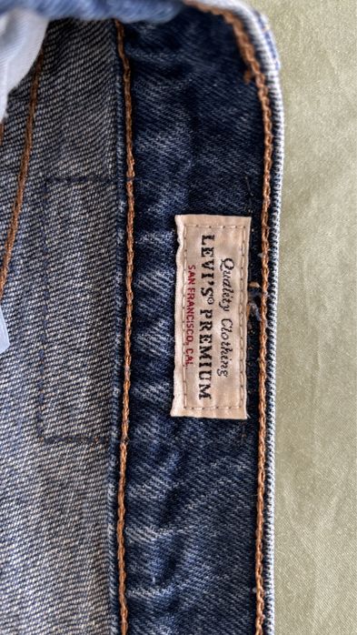 calças novas Levi’s