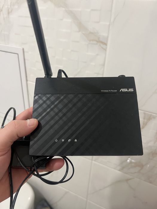 Роутер asus, идеал, продаю потому что купил новый