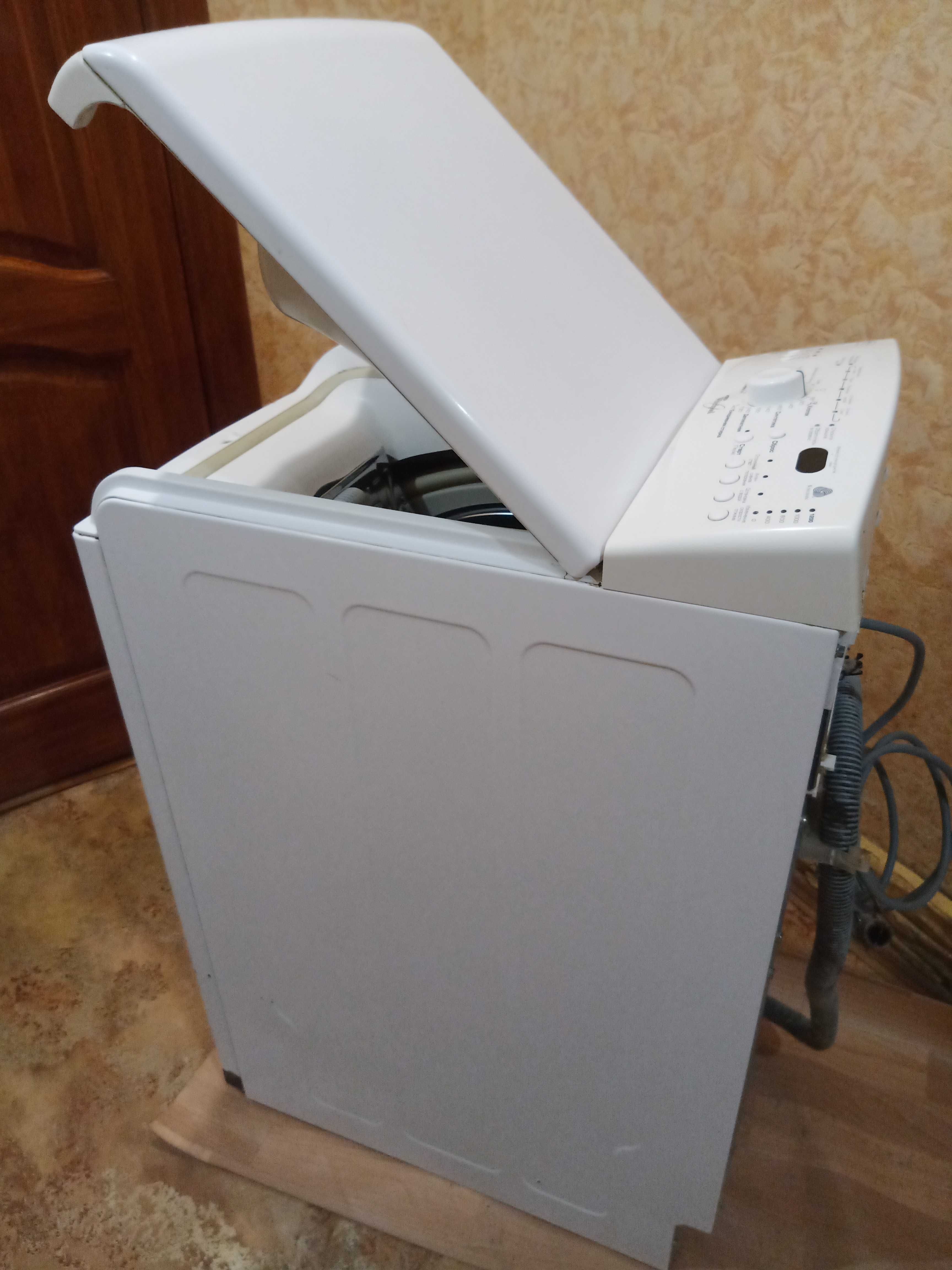 Стиральная машинка Whirlpool AWE 7727/1