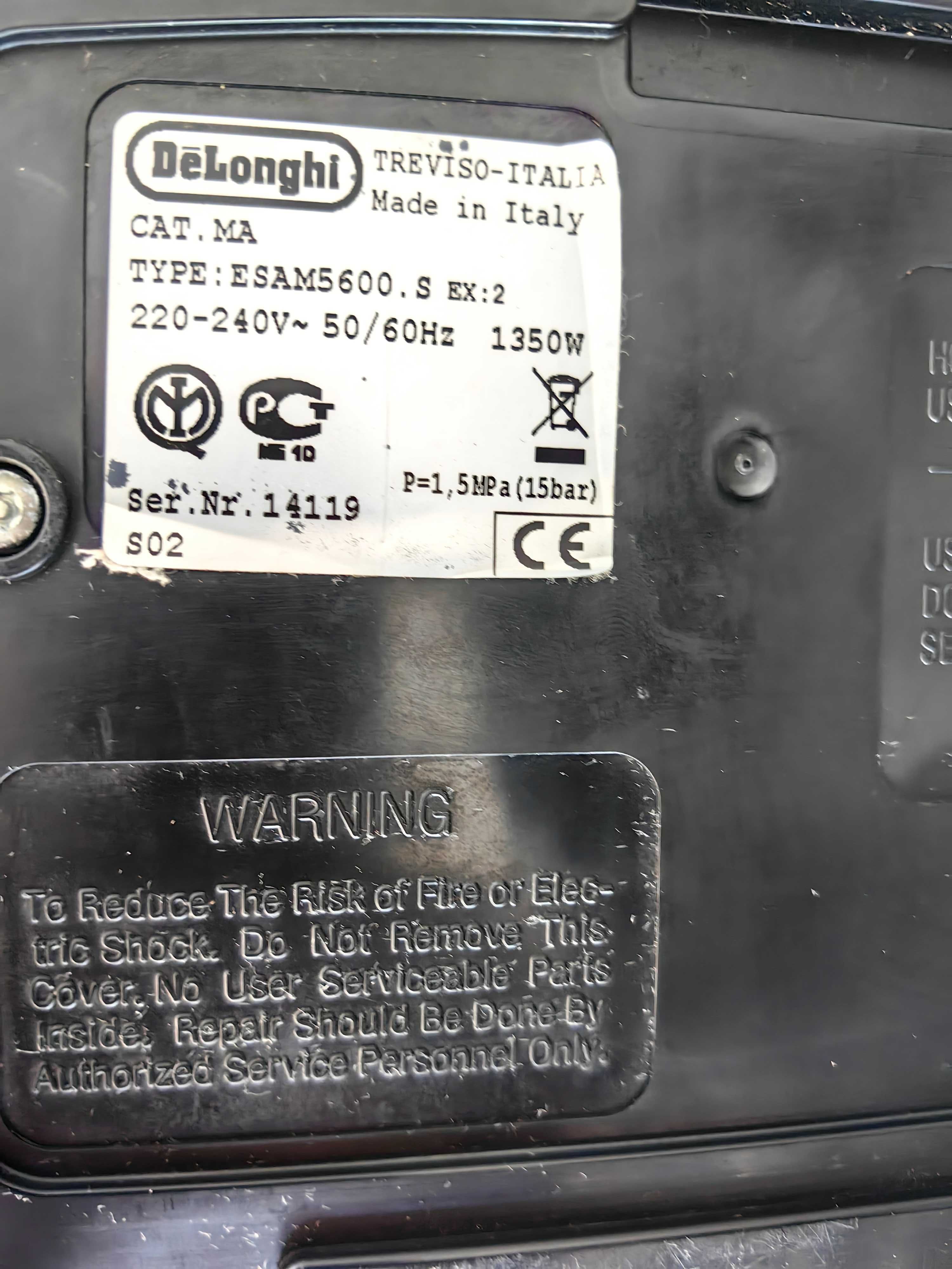 ekspres do kawy ciśnieniowy DeLonghi Perfecta ESAM5600