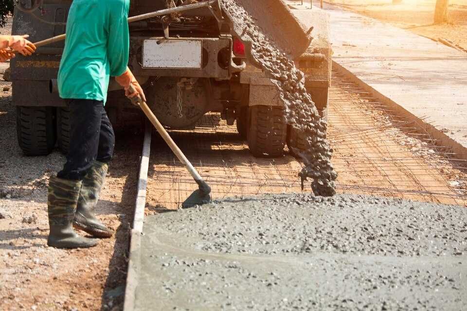 Бетон бетонна суміш м150 м200 м250 м300 м350 м400